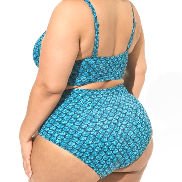 ❤️NWT VINTAGE TORRID SWIM BOTTOM - MERMAID PRINT - HIGH WAIST - TUMMY CONTROL - Picture 2 of 11